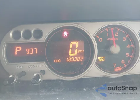 2008 Scion Xb z USA, uszkodzony, nr VIN JTLKE50EX81013528